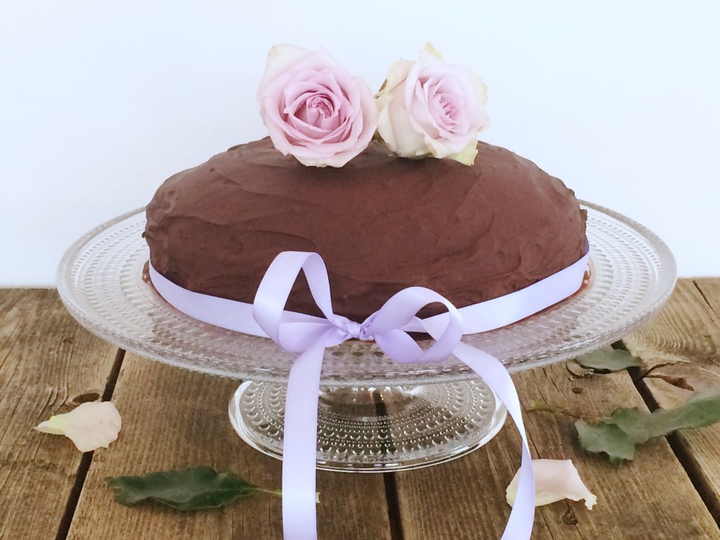 Sjokoladekake med lakrisfyll